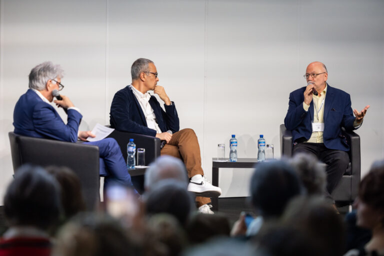 Salon du livre 2025 - forum- (c)Pierre Albouy